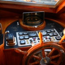 The Boat Yacht 