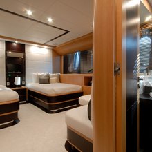 D'One Yacht Twin Stateroom