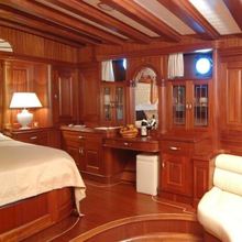 Goleta I Yacht Master Stateroom