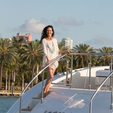 Defiance Yacht 