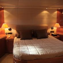 F22V Yacht 