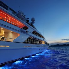 Code 8 Yacht 