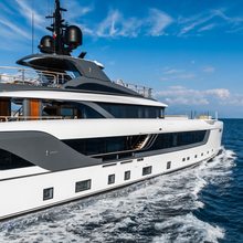 Navis Yacht 