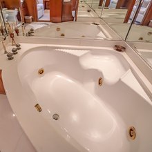 Shalimar Yacht 