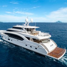 Zuri Yacht 