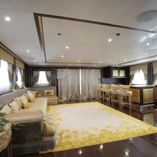 Beachm Yacht 