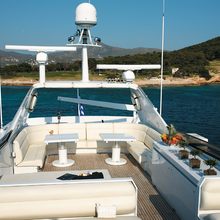 Obsesion Yacht Sundeck