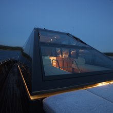 Ash Yacht 