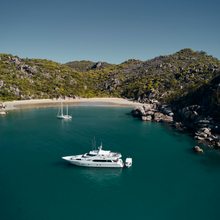 Flying Fish Yacht 