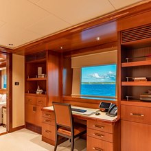 Paladin Yacht 