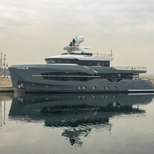 Q.M. Yacht 