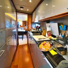 YCM 105 Yacht 