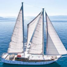 White Pearl Yacht
