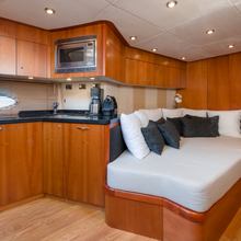 Glorious Yacht 