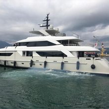 Insieme Yacht 