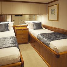 Ree Yacht 