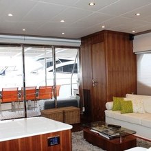 Still Water Yacht 