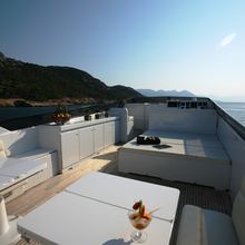 Obsesion Yacht Sunpads