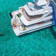 At Last Yacht 