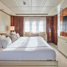 Rooster Yacht 