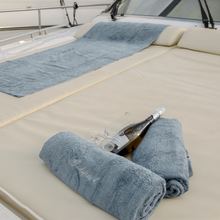 Godspeed Yacht 