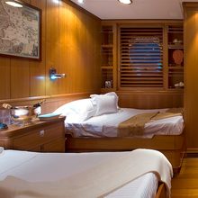Heritage Of London Yacht Twin Stateroom