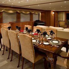 Casual Water Yacht 