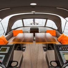 Sixteen Tons Yacht 