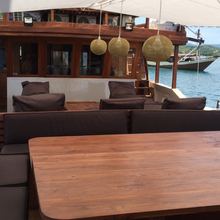 Nyaman Boat Yacht 