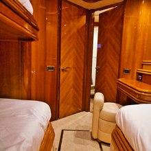 YCM 105 Yacht 