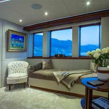 Zulu Yacht 