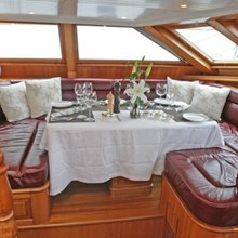 Tiga Belas Yacht 