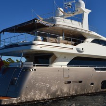 My Way II Yacht 