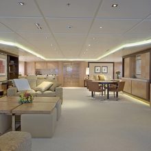 Huntress Yacht Open Lounge