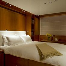 Ethereal Yacht Master Stateroom - Bed