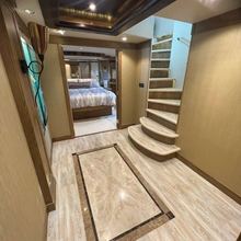 Empress Yacht 
