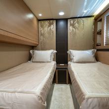 Bella Luna Yacht 