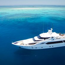 Flying Fish Yacht 