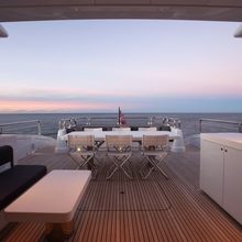 Ghost Yacht 