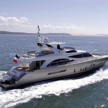 Armonee Yacht 