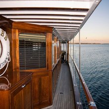 Timeless Yacht 