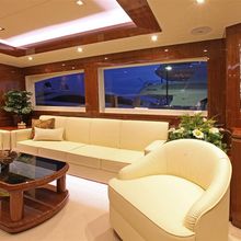 Happy Now Yacht 