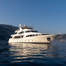 Mi Amore Julia Yacht 