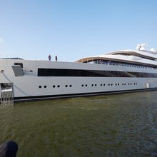 Reverie Yacht 