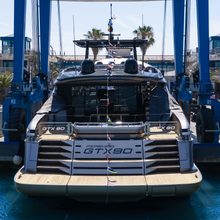 Pershing GTX90 / 01 Yacht 
