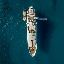 Avalon Yacht 