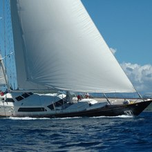 Infinium Yacht 