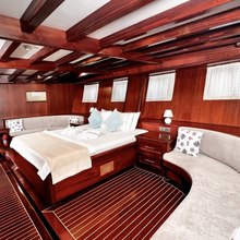 Freedom Yacht 