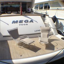 Mega Yacht 