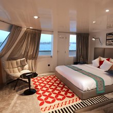 Azalea Yacht 